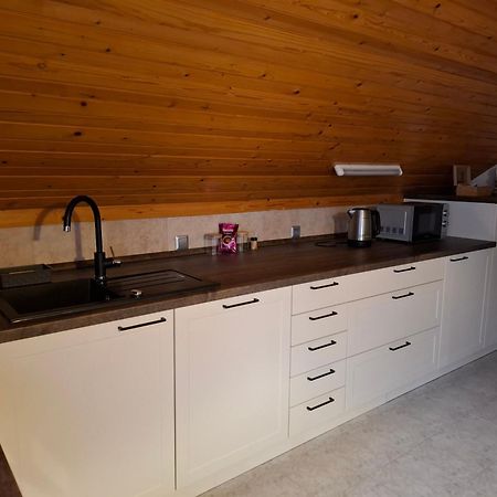 Apartma Cvrsta Trojka Jesenice Εξωτερικό φωτογραφία