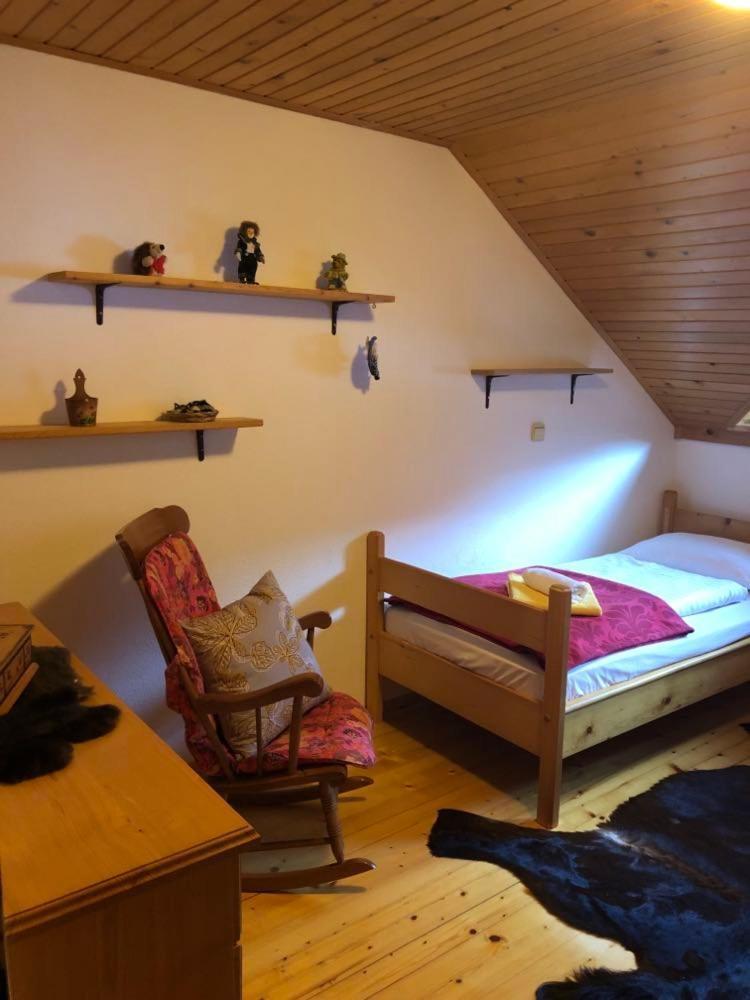 Apartma Cvrsta Trojka Jesenice Εξωτερικό φωτογραφία