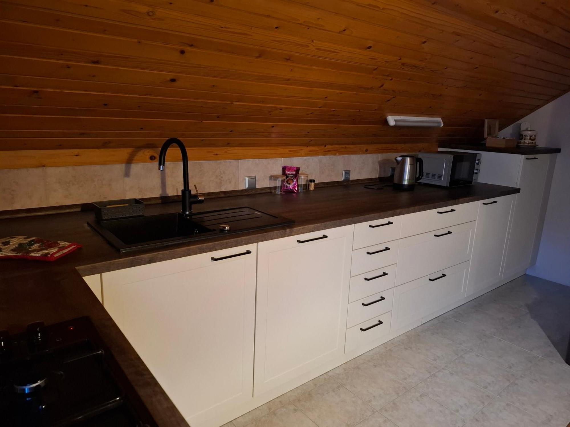 Apartma Cvrsta Trojka Jesenice Εξωτερικό φωτογραφία